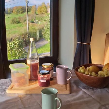 Gite L'Ecole De Ma Mere Villa Bertogne Eksteriør bilde