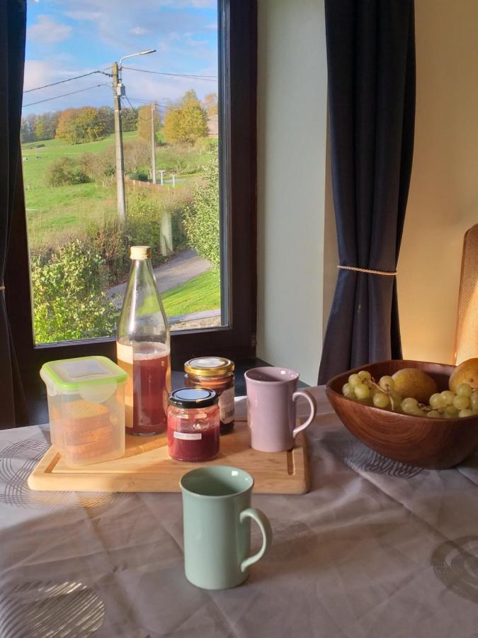 Gite L'Ecole De Ma Mere Villa Bertogne Eksteriør bilde