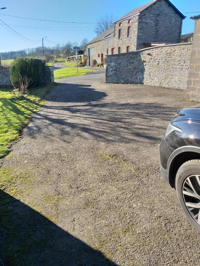 Gite L'Ecole De Ma Mere Villa Bertogne Eksteriør bilde