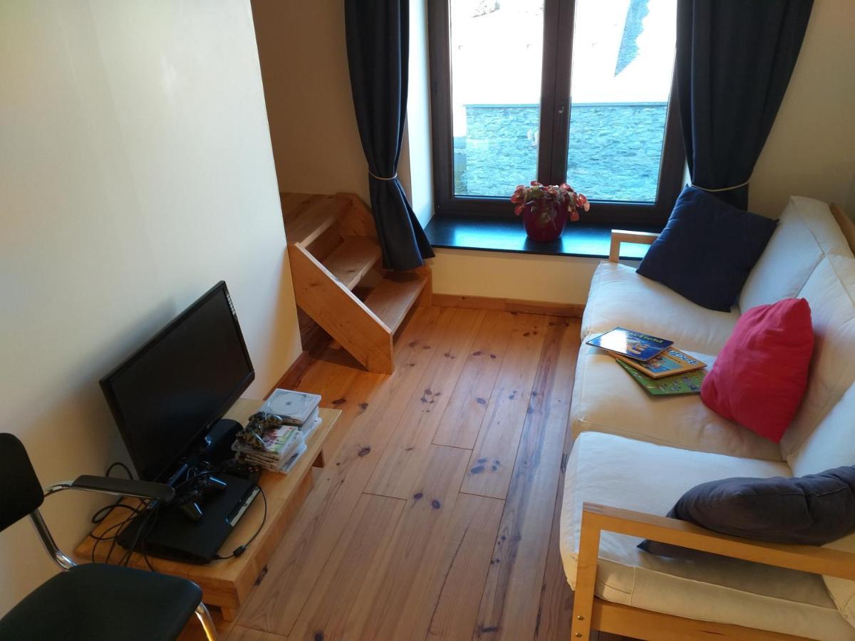 Gite L'Ecole De Ma Mere Villa Bertogne Eksteriør bilde